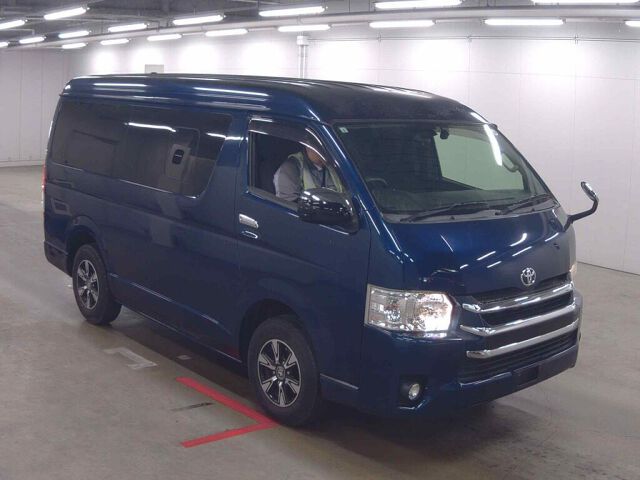 2015 Toyota Hiace GL 4WD Japan auction vehicle