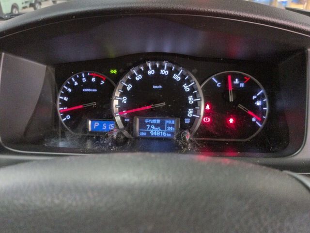 2015 Toyota Hiace GL 4WD auction photo 6