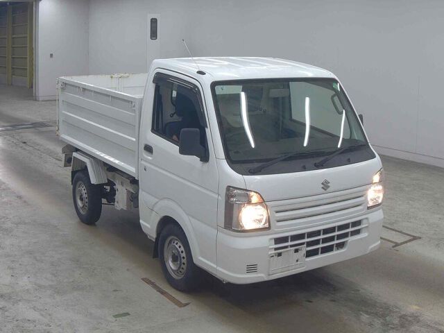 Japan Auction Vehicles 8 2020 Suzuki Carry Dump truck 4WD auction photo