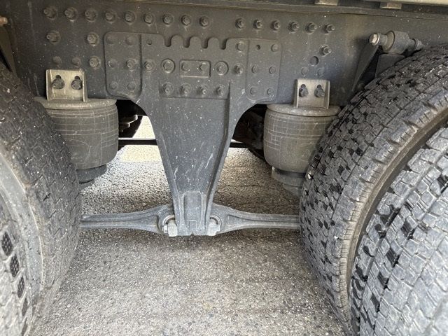 2022 Nissan Diesel クオン Aluminum Wing auction photo 9