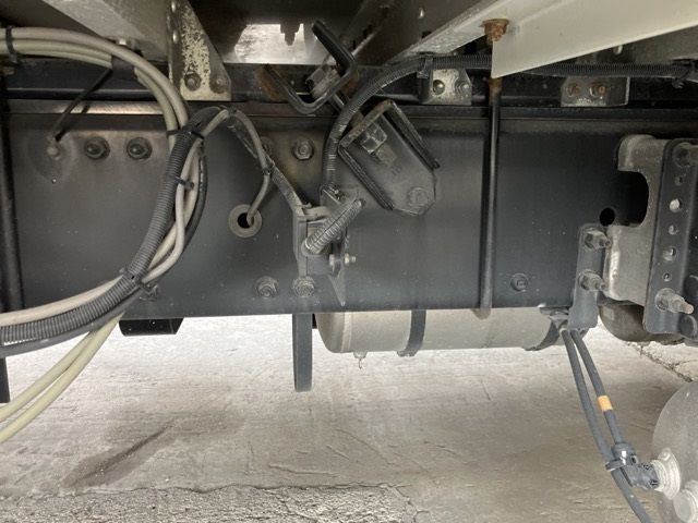 2022 Nissan Diesel クオン Aluminum Wing auction photo 16