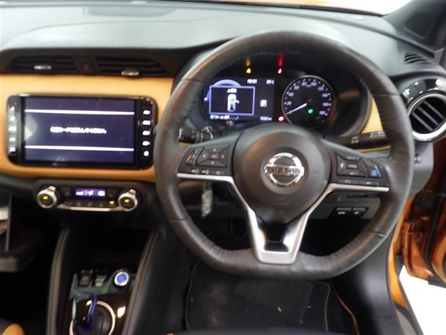 2021 Nissan Kicks X Two-Tone Interior Edition auction photo 5
