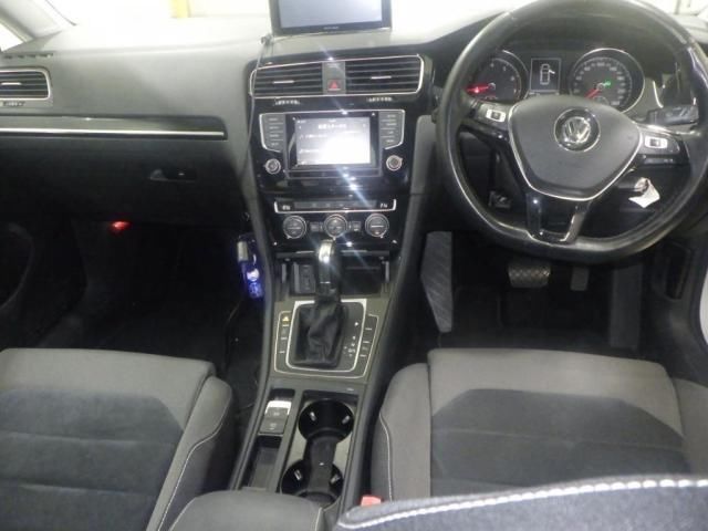 2013 Volkswagen ゴルフ TSIハイラインブルーモーションテクノロジー auction photo 3