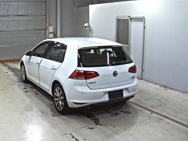2013 Volkswagen ゴルフ TSIハイラインブルーモーションテクノロジー auction photo 2