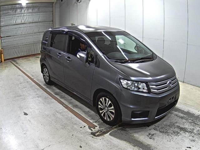 2012 Honda Freed Spike GL Japan auction vehicle