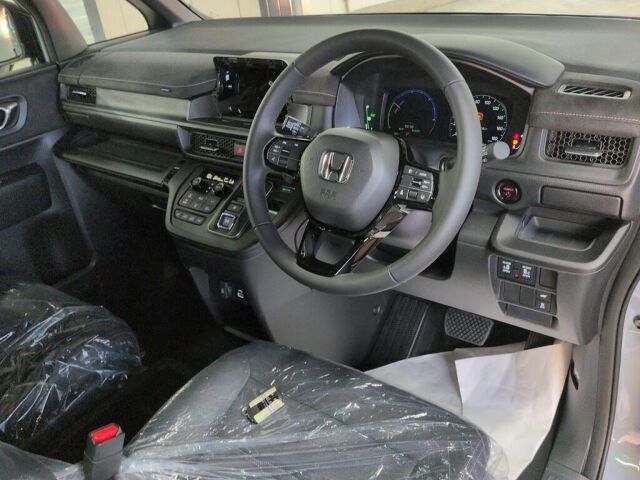2026 Honda Stepwgn EHEV PL Black E auction photo 3