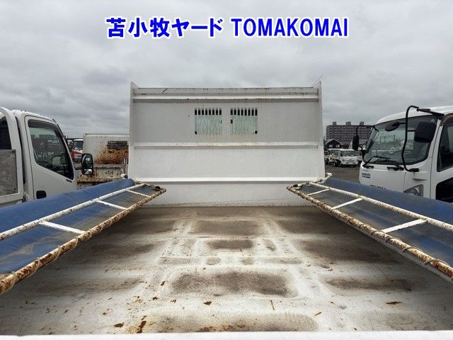 2016 Hino Ranger dump auction photo 18