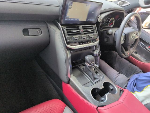 2024 Toyota Land Cruiser GR Sport 4WD auction photo 3