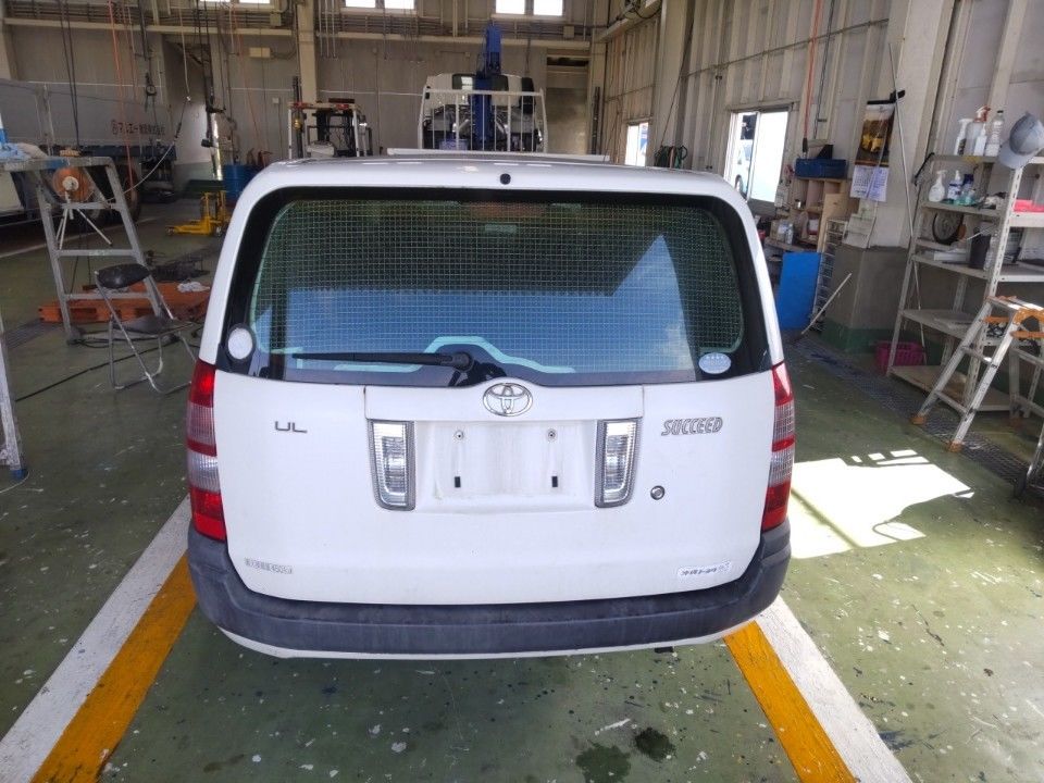 2014 Toyota Succeed auction photo 5