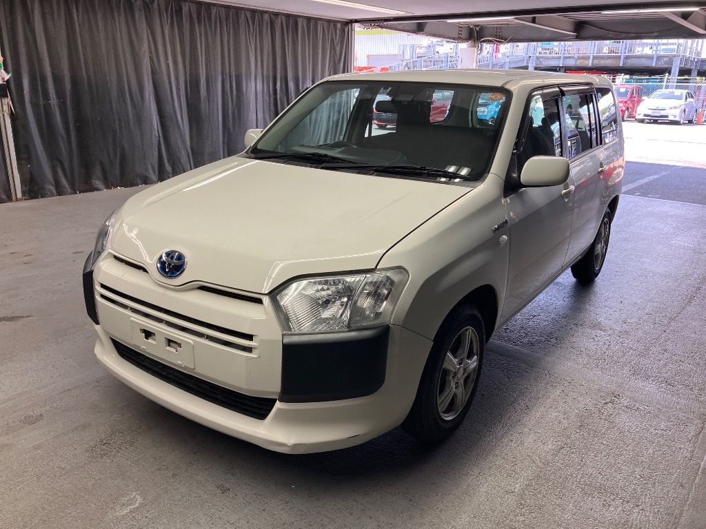 2019 Toyota Succeed UL-X auction photo 5