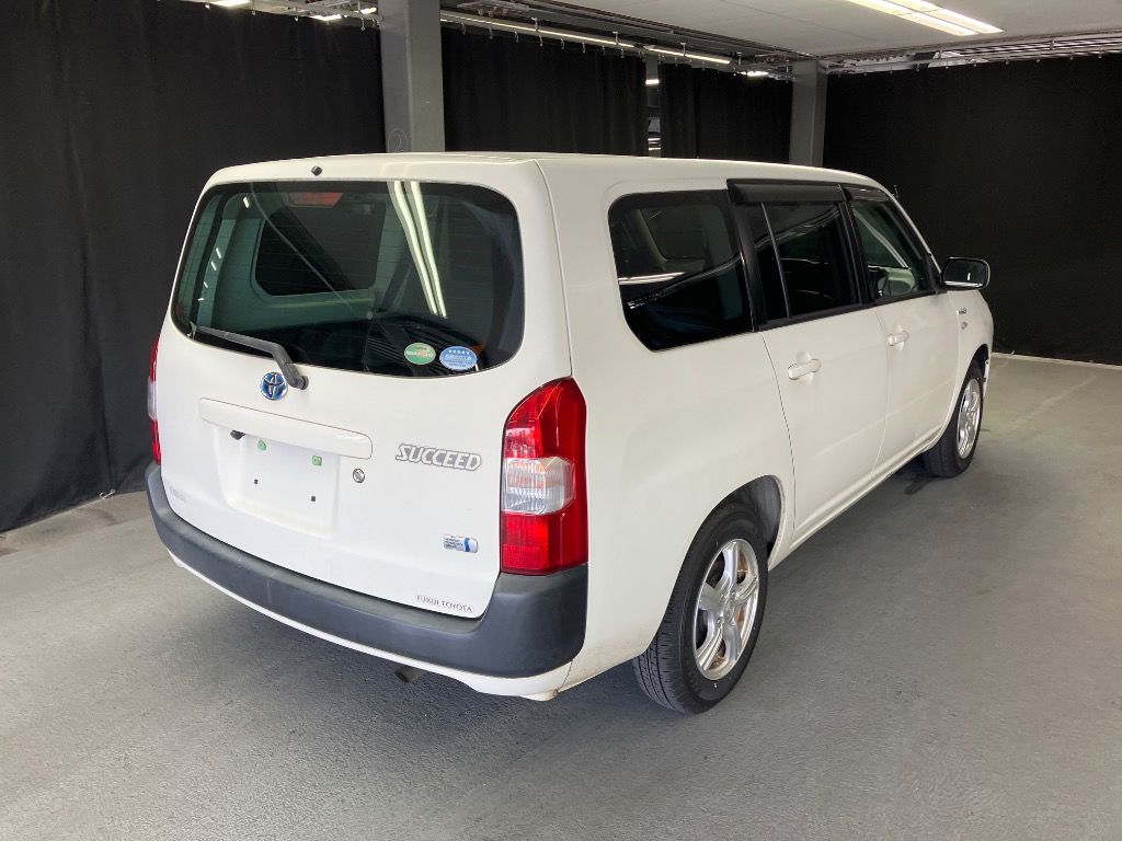 2019 Toyota Succeed UL-X auction photo 4