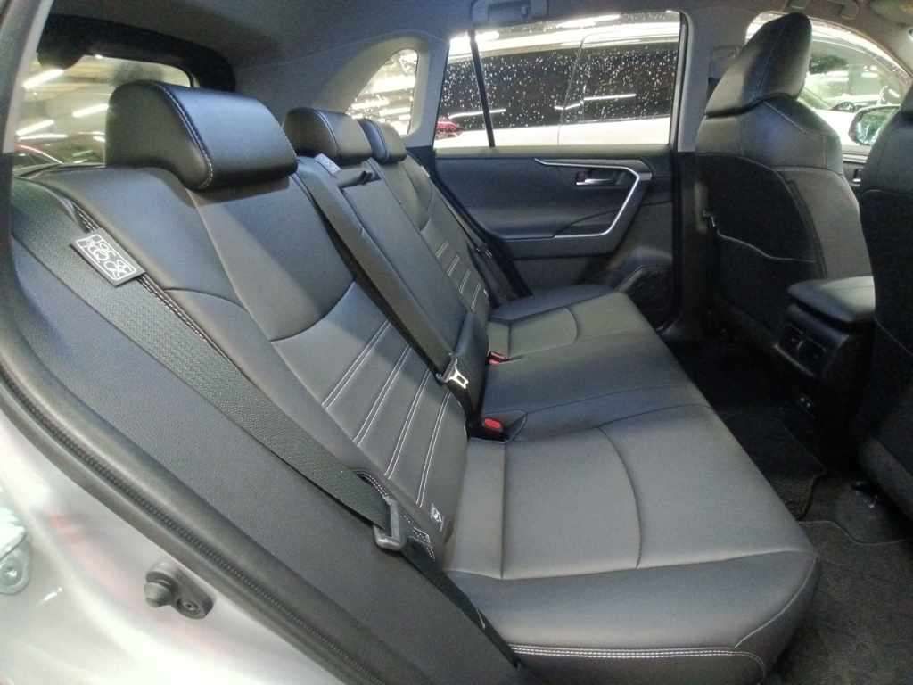 2021 Toyota RAV4 G Z Package 4WD auction photo 12