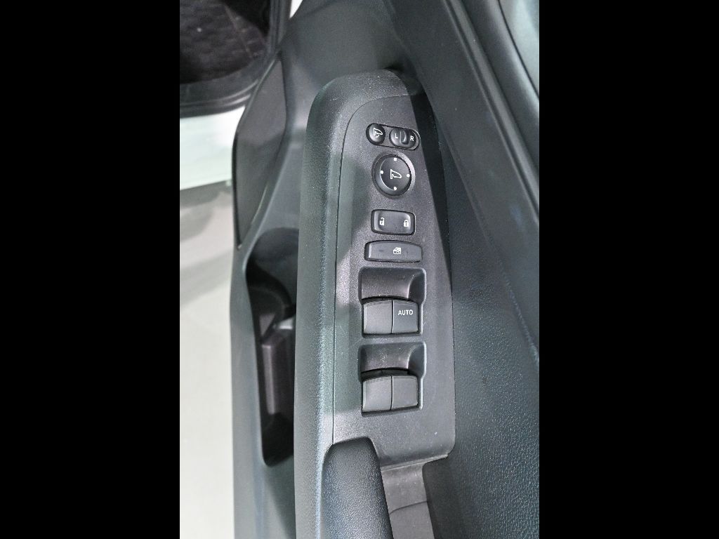 2021 Honda Vezel G auction photo 12