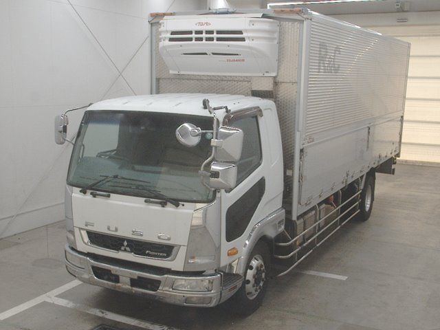 2015 Mitsubishi Fuso Fighter Refrigerated and frozen trucks Japan auction vehicle
