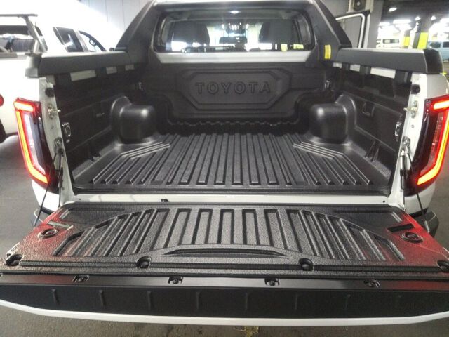 2026 Toyota Hilux Z Adventure 4WD auction photo 6