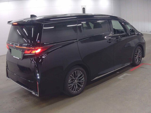 2025 Toyota Vellfire Z Premier auction photo 5
