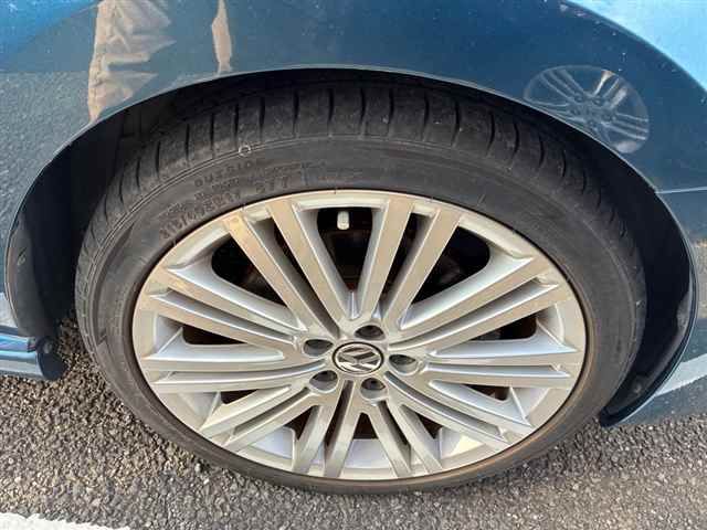 2013 Volkswagen VWポロ5HB ブルーGT auction photo 8