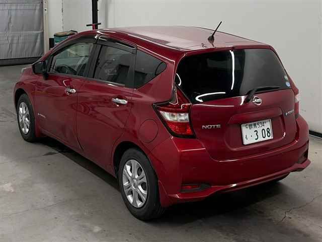 2018 Nissan ノートeパワー eパワーX auction photo 2