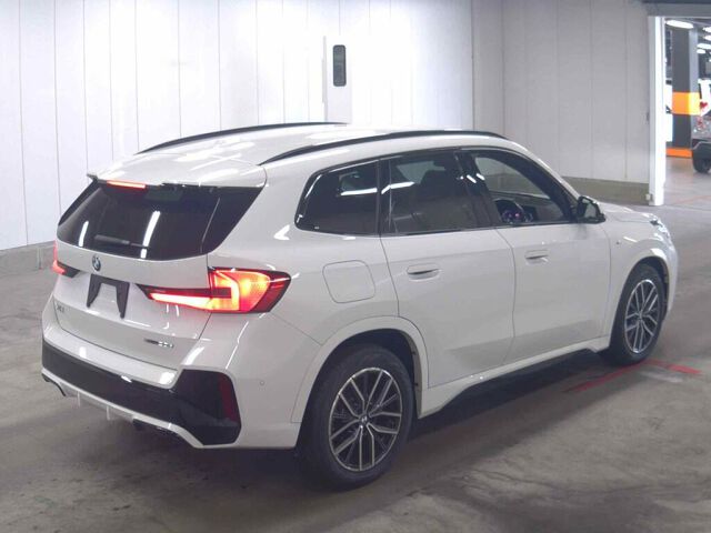 2023 BMW X1 XDRIV20D Mスポ 4WD auction photo 5