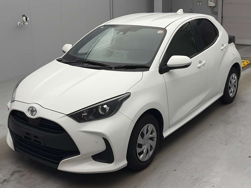 Japan Auction Vehicles 4 2021 Toyota Yaris X auction photo