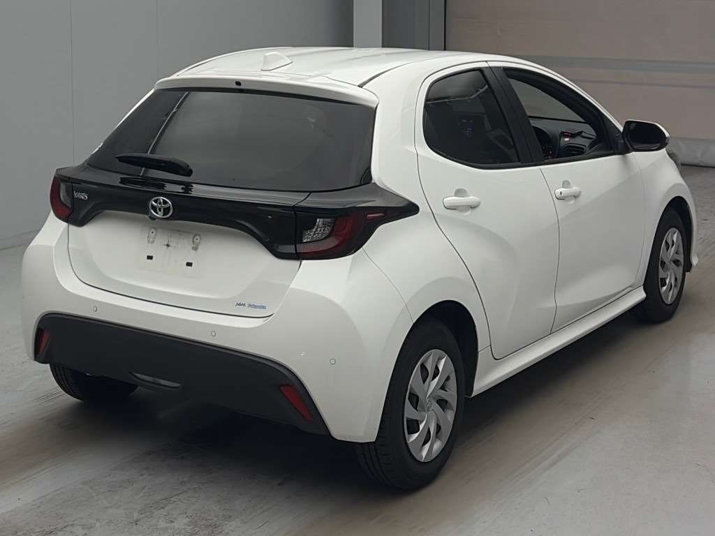 2021 Toyota Yaris X auction photo 2