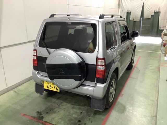 2009 Mitsubishi Pajero Mini 4WD Exceed auction photo 2