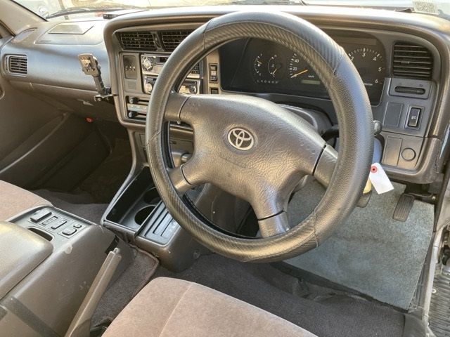 2004 Toyota Hiace ワゴン グランドキャビン G-E auction photo 3