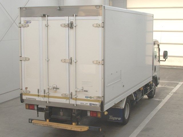 2021 Isuzu Elf Refrigerated and frozen trucks auction photo 2