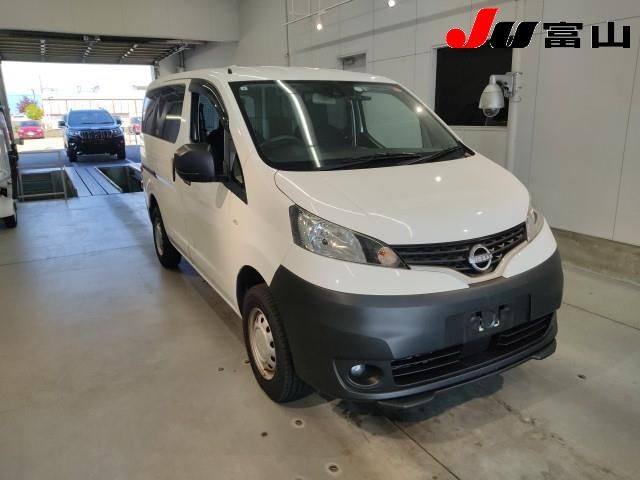 2023 Nissan NV200 Vanette DX Japan auction vehicle
