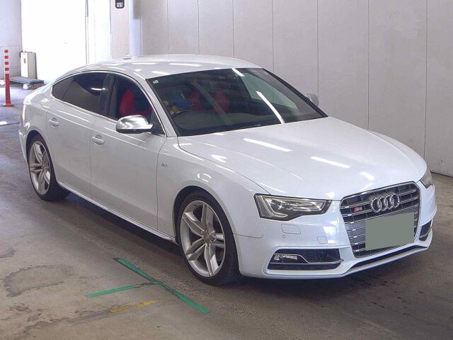 2014 Audi S5スポーツバック ベースグレード 4WD Japan auction vehicle