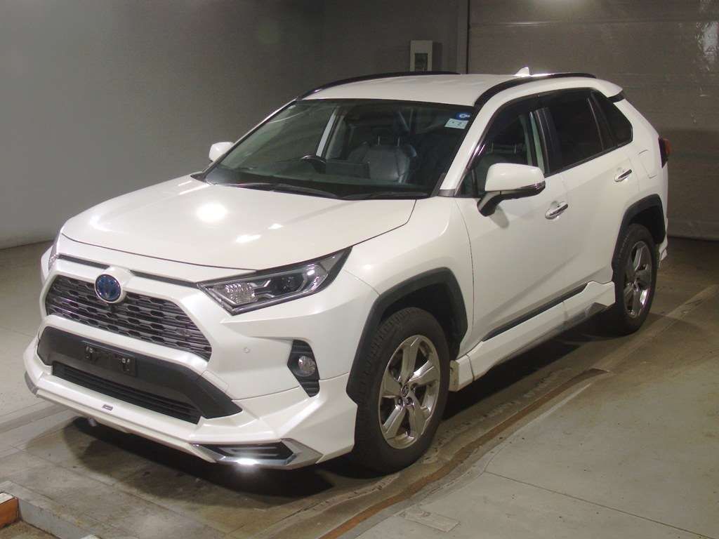 Japan Auction Vehicles 4 2021 Toyota RAV4 Hybrid G 4WD auction photo