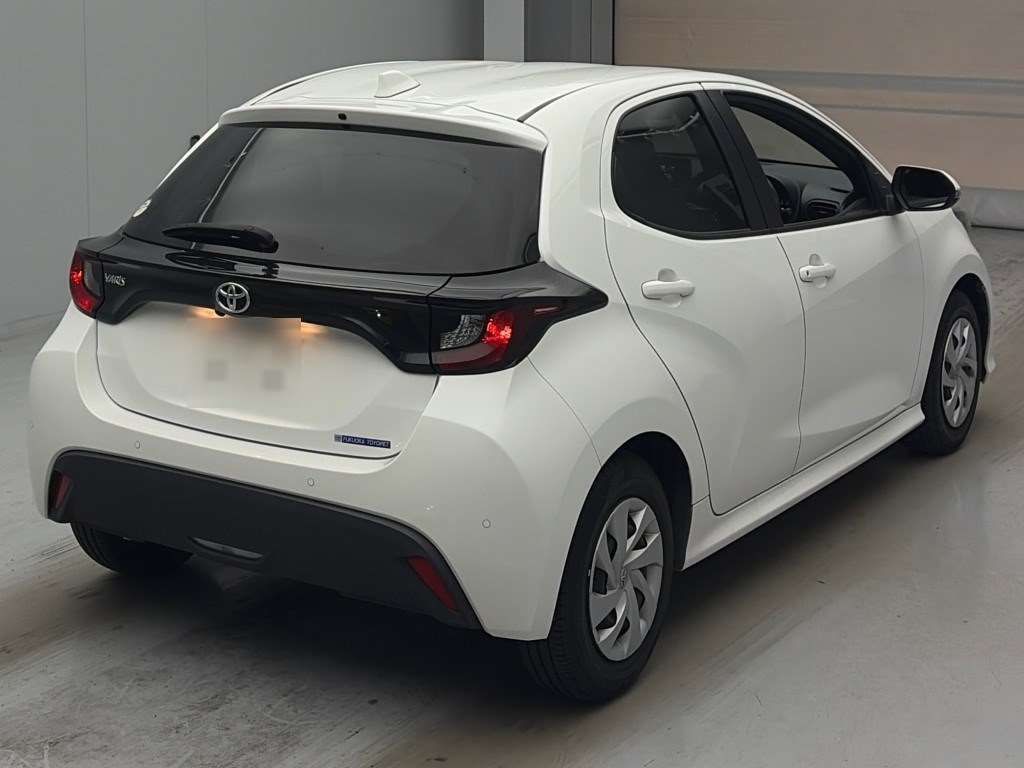 2021 Toyota Yaris X auction photo 2