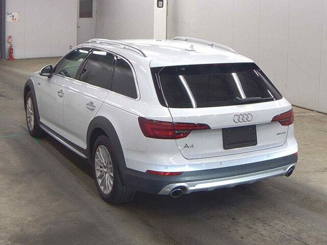 2018 Audi A4オールロードクワトロ ベースグレード 4WD auction photo 2
