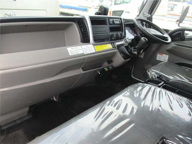 2022 Mitsubishi Fuso Canter Dump truck D-TB 4t auction photo 4