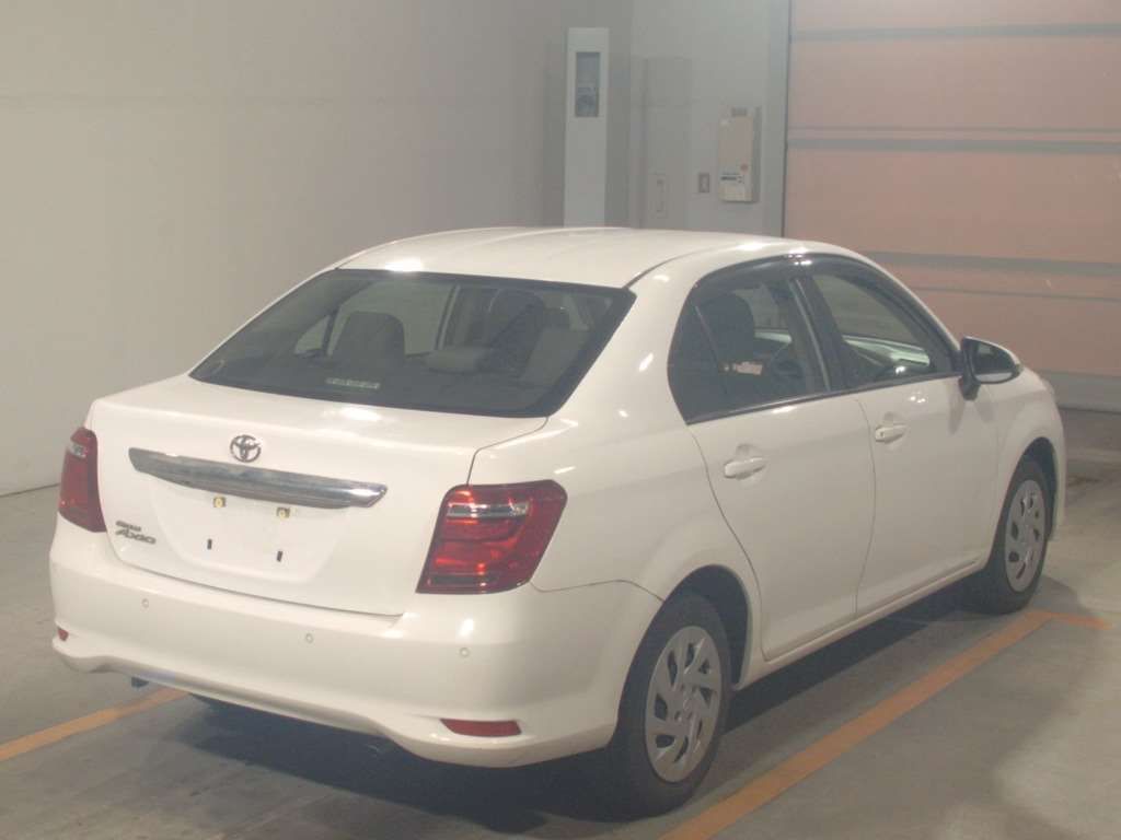 2021 Toyota Corolla Axio EX auction photo 2