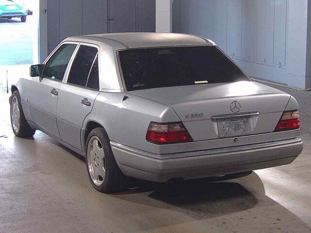 1994 Mercedes-Benz E-Class E280リミテッド auction photo 2