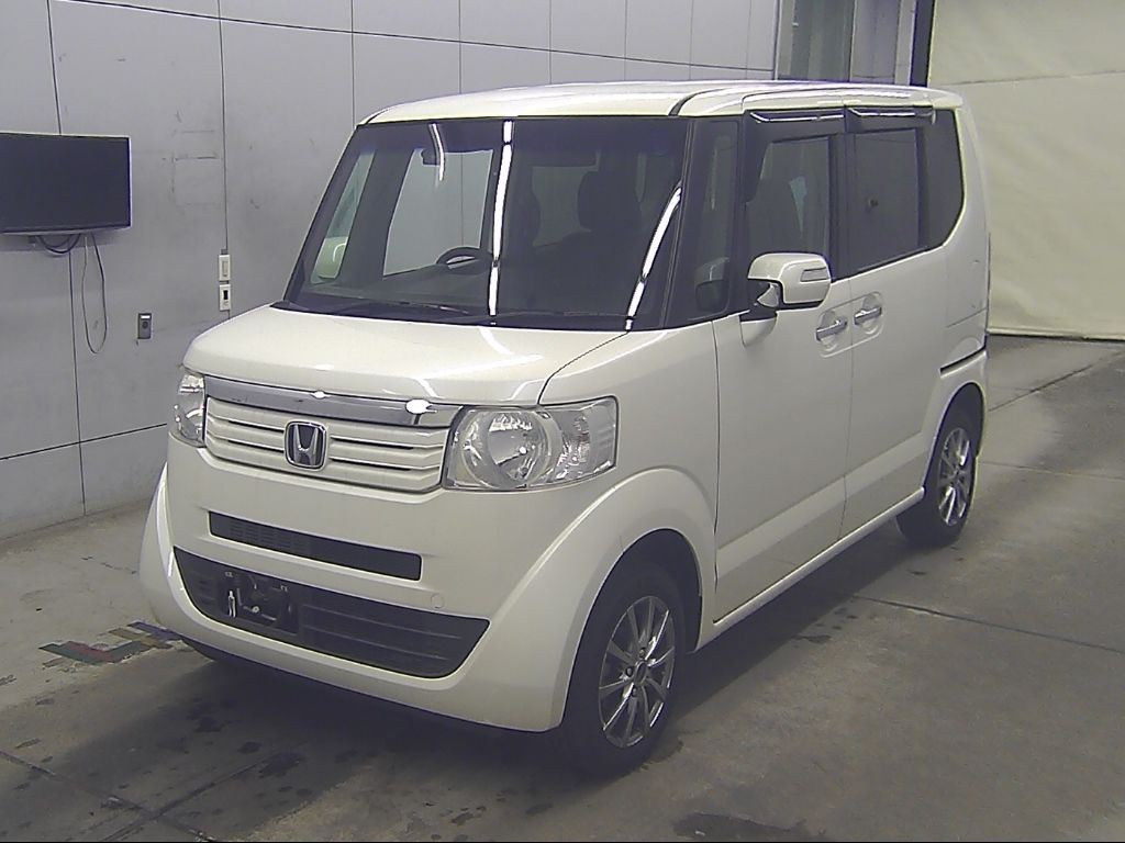 2013 Honda N-BOX 4WD SSパッケージ auction photo 4