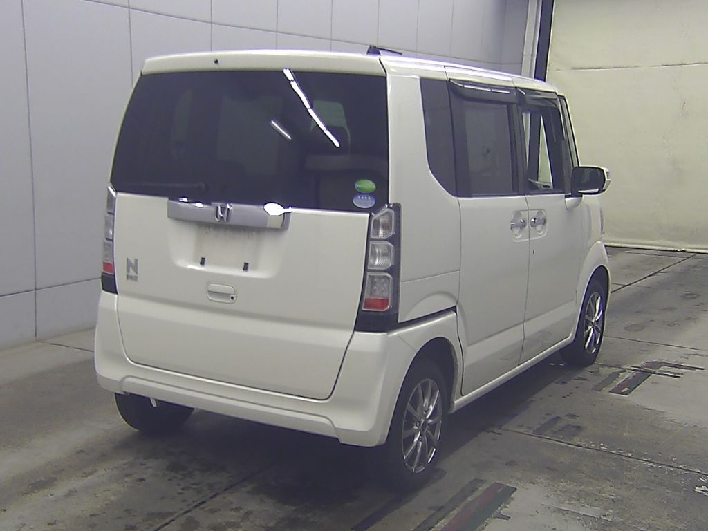 2013 Honda N-BOX 4WD SSパッケージ auction photo 2