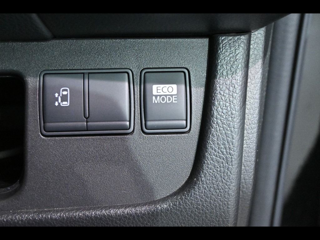 2013 Nissan Serena ハイウェイスターSハイブリッドエアロモード auction photo 8