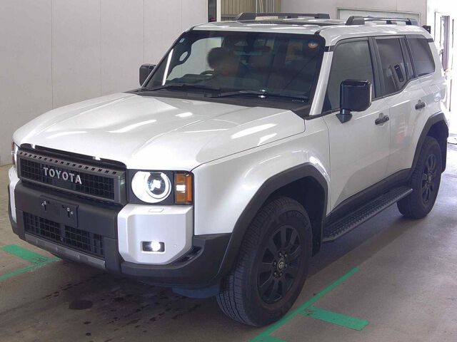 2024 Toyota Land Cruiser 250 ZX First Edition 4WD auction photo 4