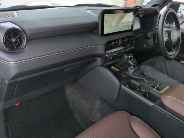 2024 Toyota Land Cruiser 250 ZX First Edition 4WD auction photo 3