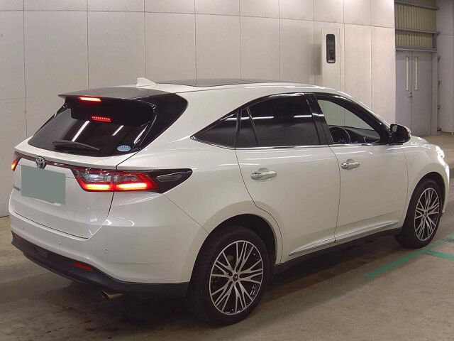 2019 Toyota Harrier Prometa Andreza P 4WD auction photo 5
