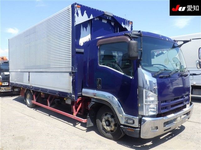 2011 Isuzu Forward Aluminum wing 2.65t Japan auction vehicle