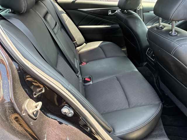 2014 Nissan Skyline 350GTハイブリッド auction photo 7