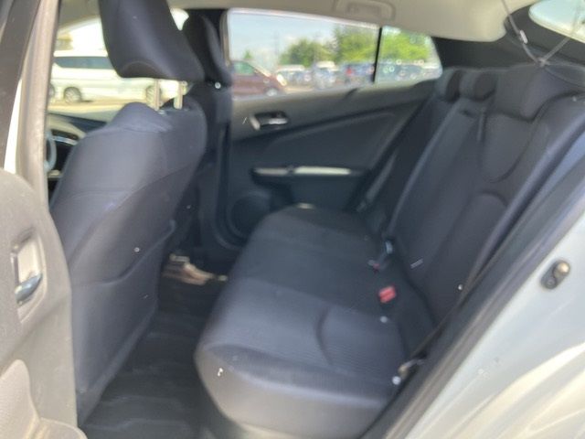 2017 Toyota Prius Sセーフティープラス auction photo 9