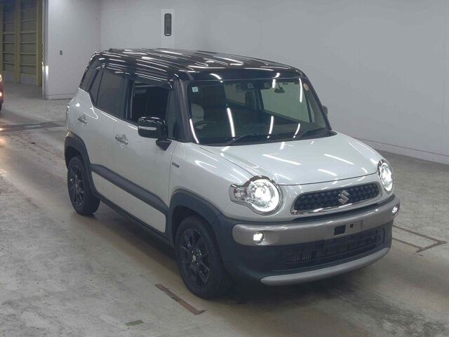 2021 Suzuki Xbee ハイブリッドMZ Japan auction vehicle
