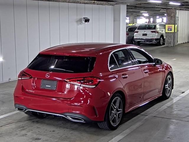 2019 Mercedes-Benz A 200 d AMGライン auction photo 3