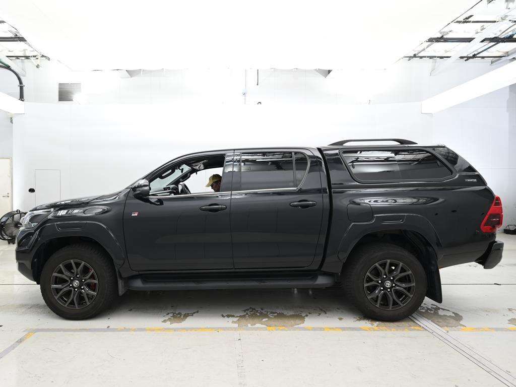 2023 Toyota Hilux Z GRスポーツ 4WD auction photo 4