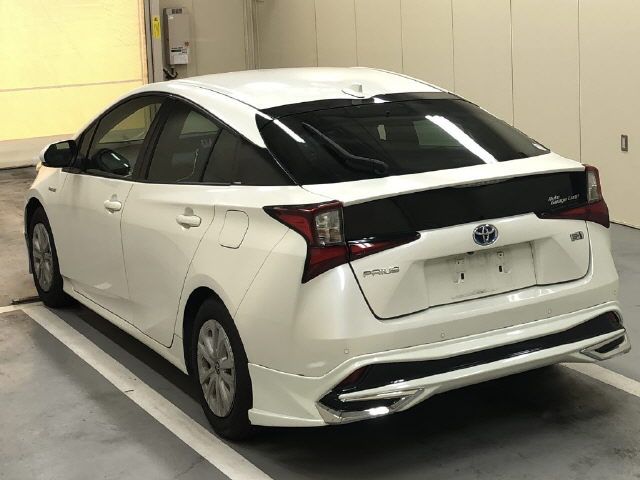 2019 Toyota Prius S コウキ TSS auction photo 2