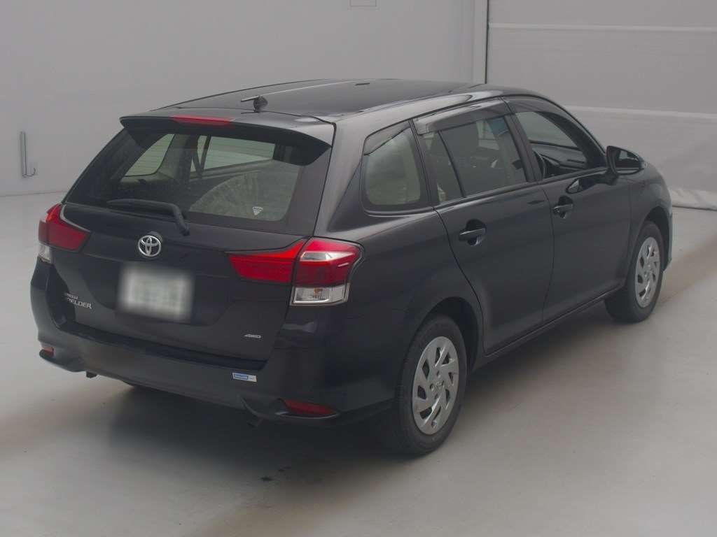 2021 Toyota Corolla Fielder EX 4WD auction photo 2